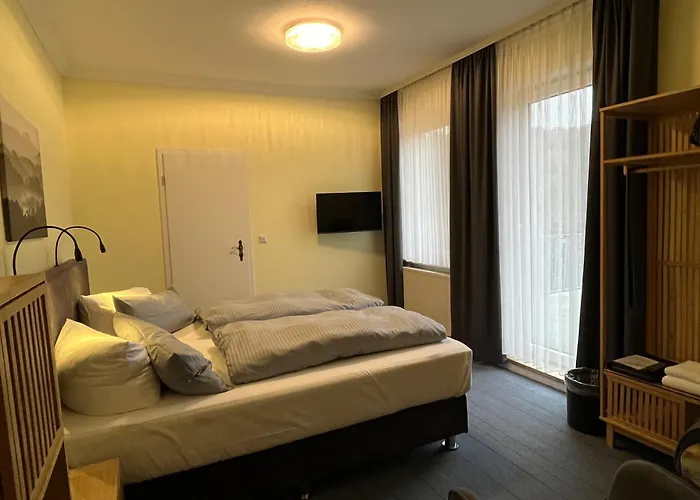 3-Sterne-Hotel: Haus am See